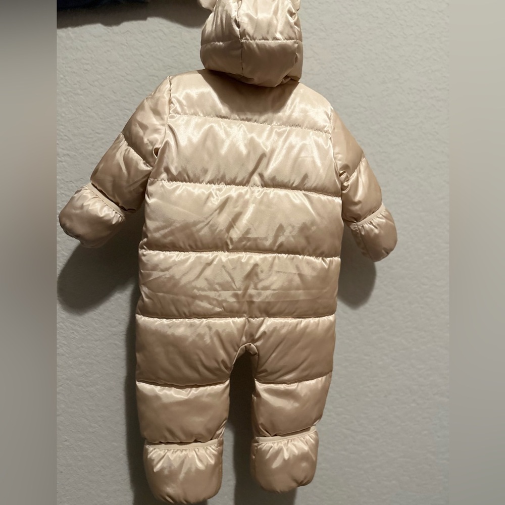 Winter/snowsuit